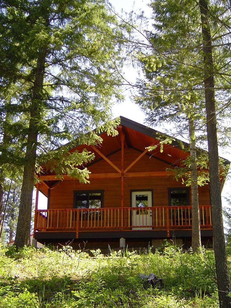 Historic Tamarack Lodge Hungry Horse Экстерьер фото