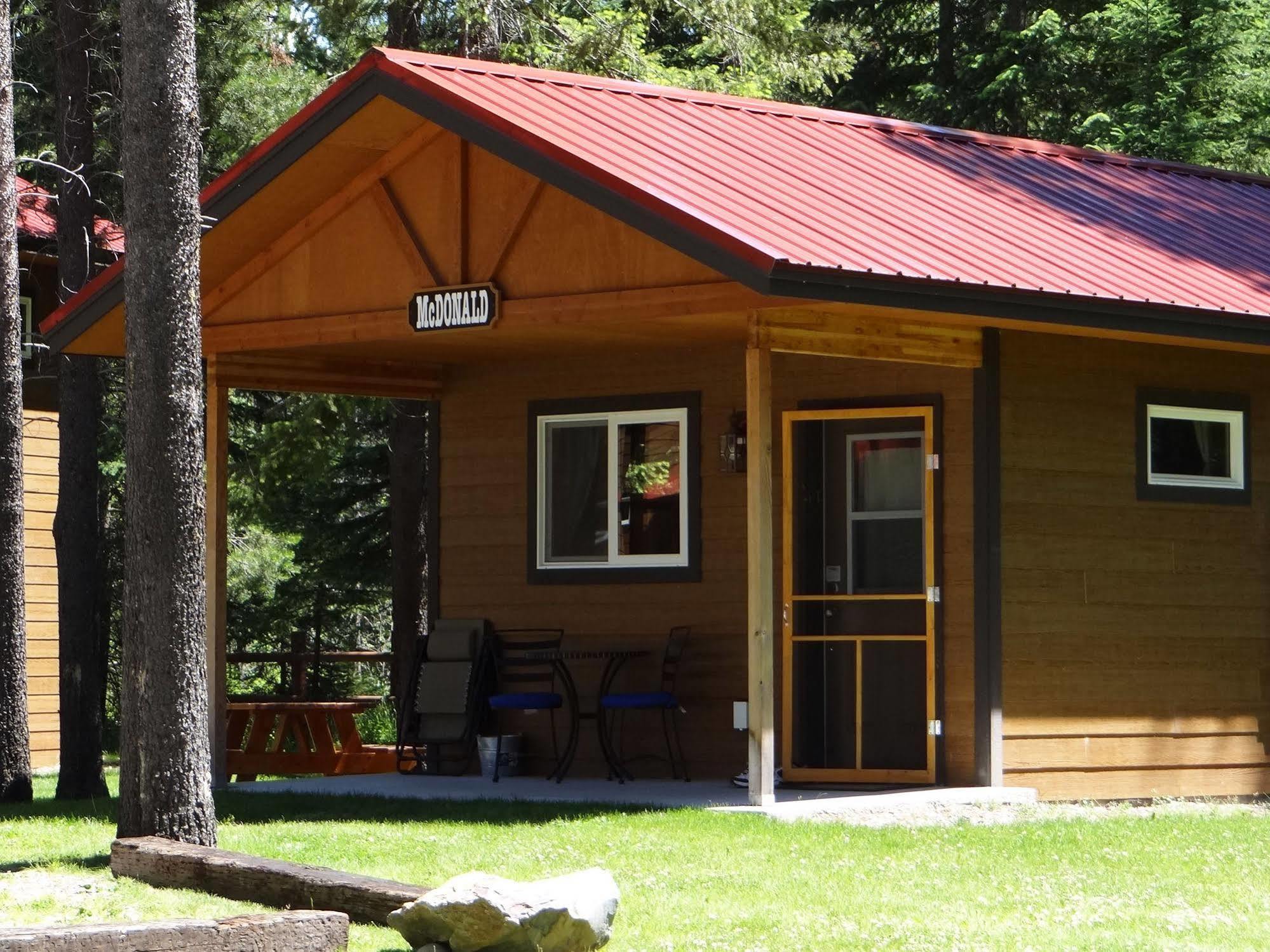 Historic Tamarack Lodge Hungry Horse Экстерьер фото